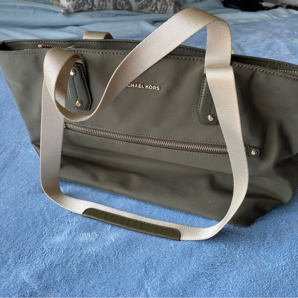 Michael Kors Shoulder Bag